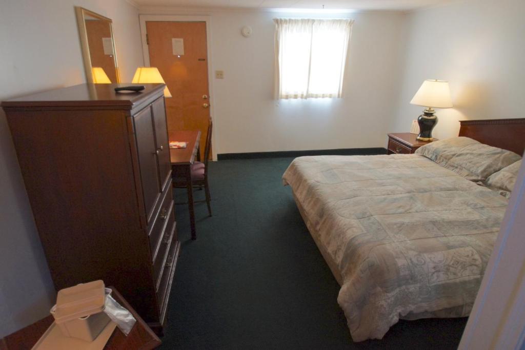 Birds Nest Motel Skaneateles Room photo