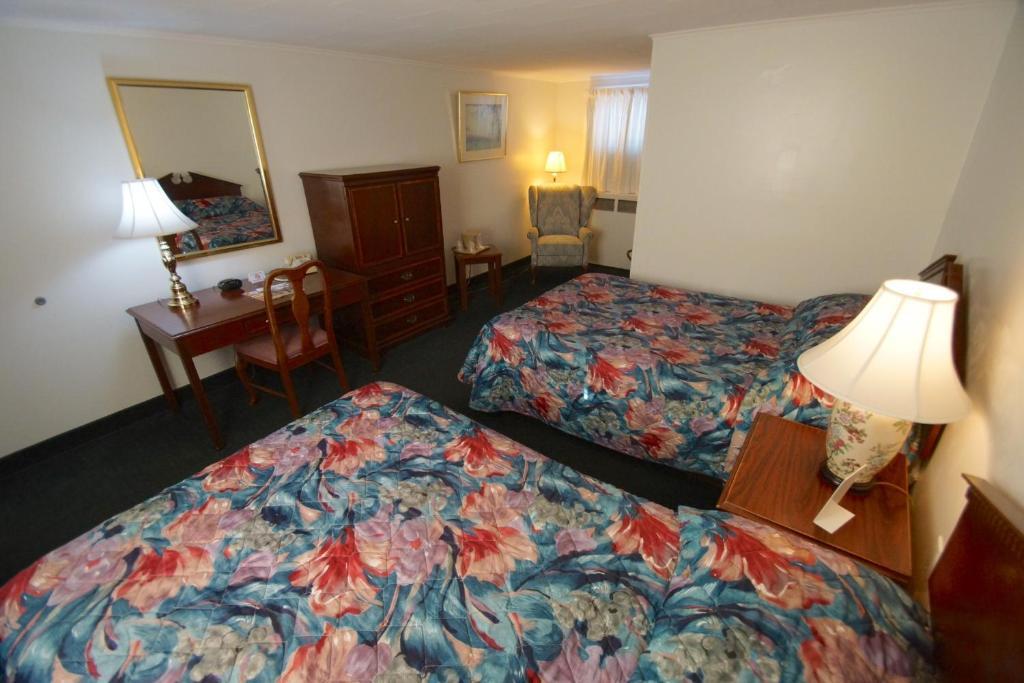 Birds Nest Motel Skaneateles Room photo